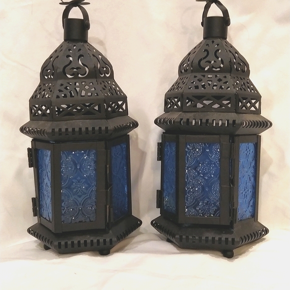 Metal Hanging Candle Holders - Black with Blue stain glass all around. - Picture 4 of 5